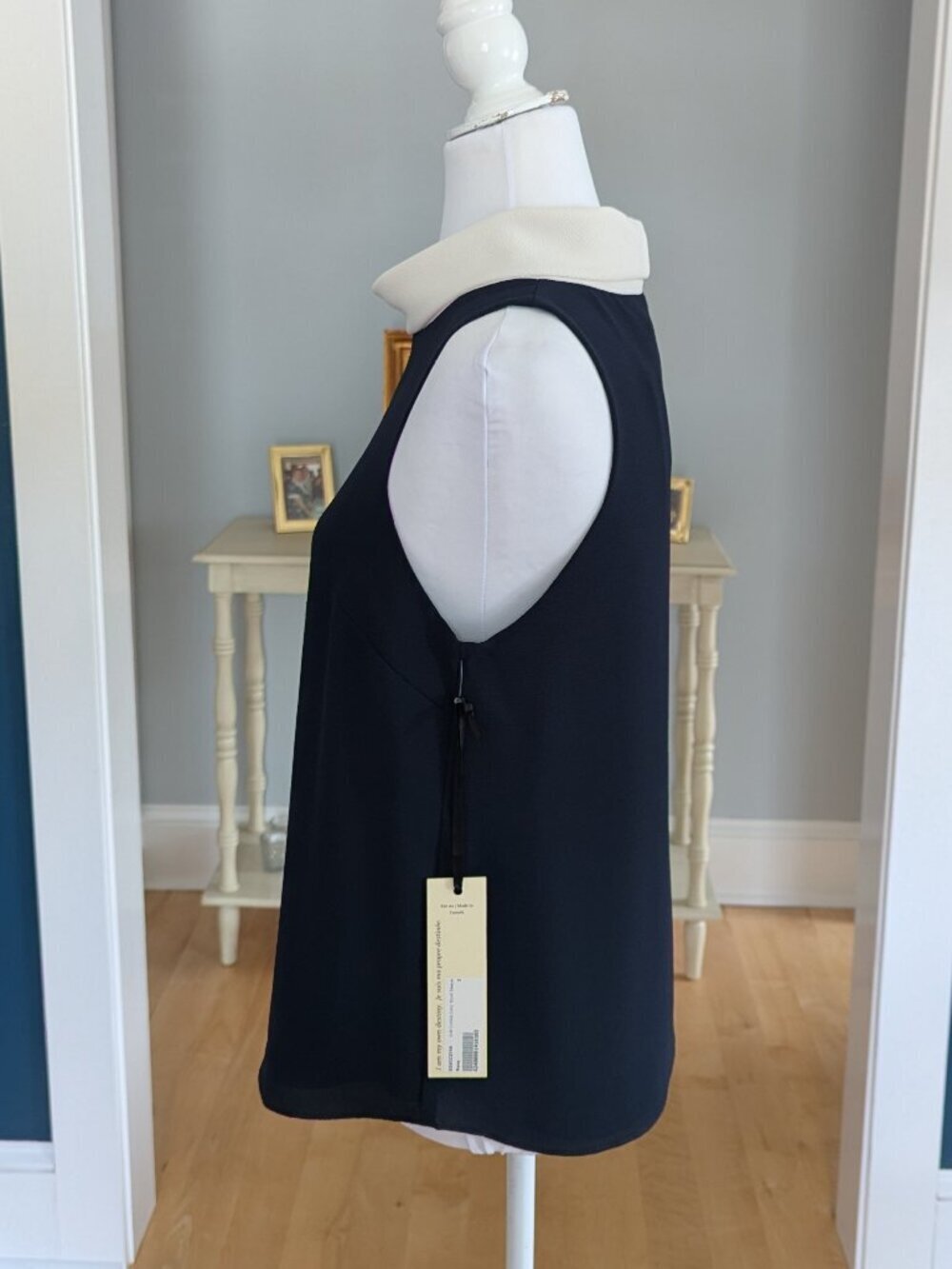NWT Iris Setlakwe Mock Neck Sleeveless Blouse Size 2 Navy Cream - Picture 7 of 13